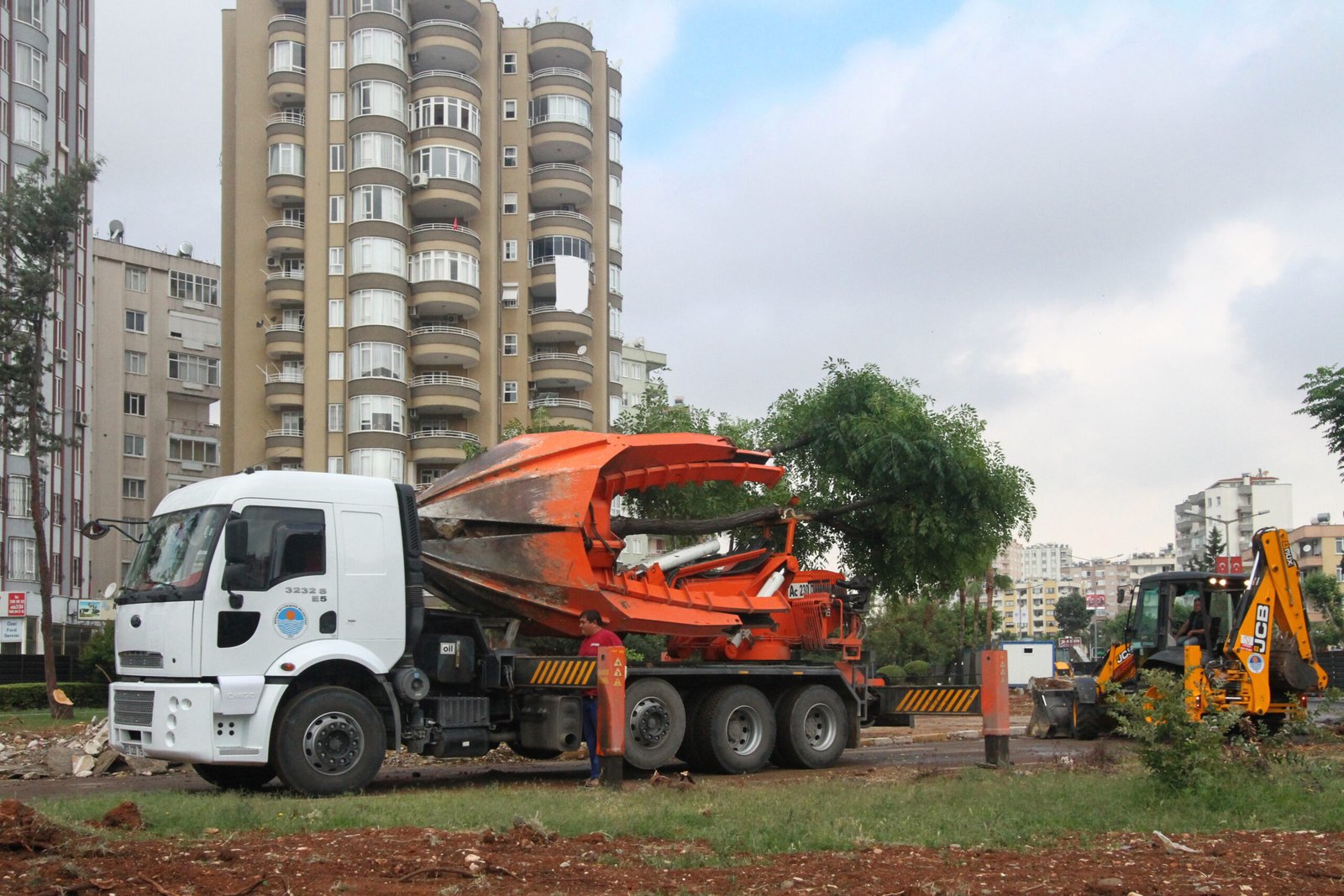 İş Makinası Kiralama